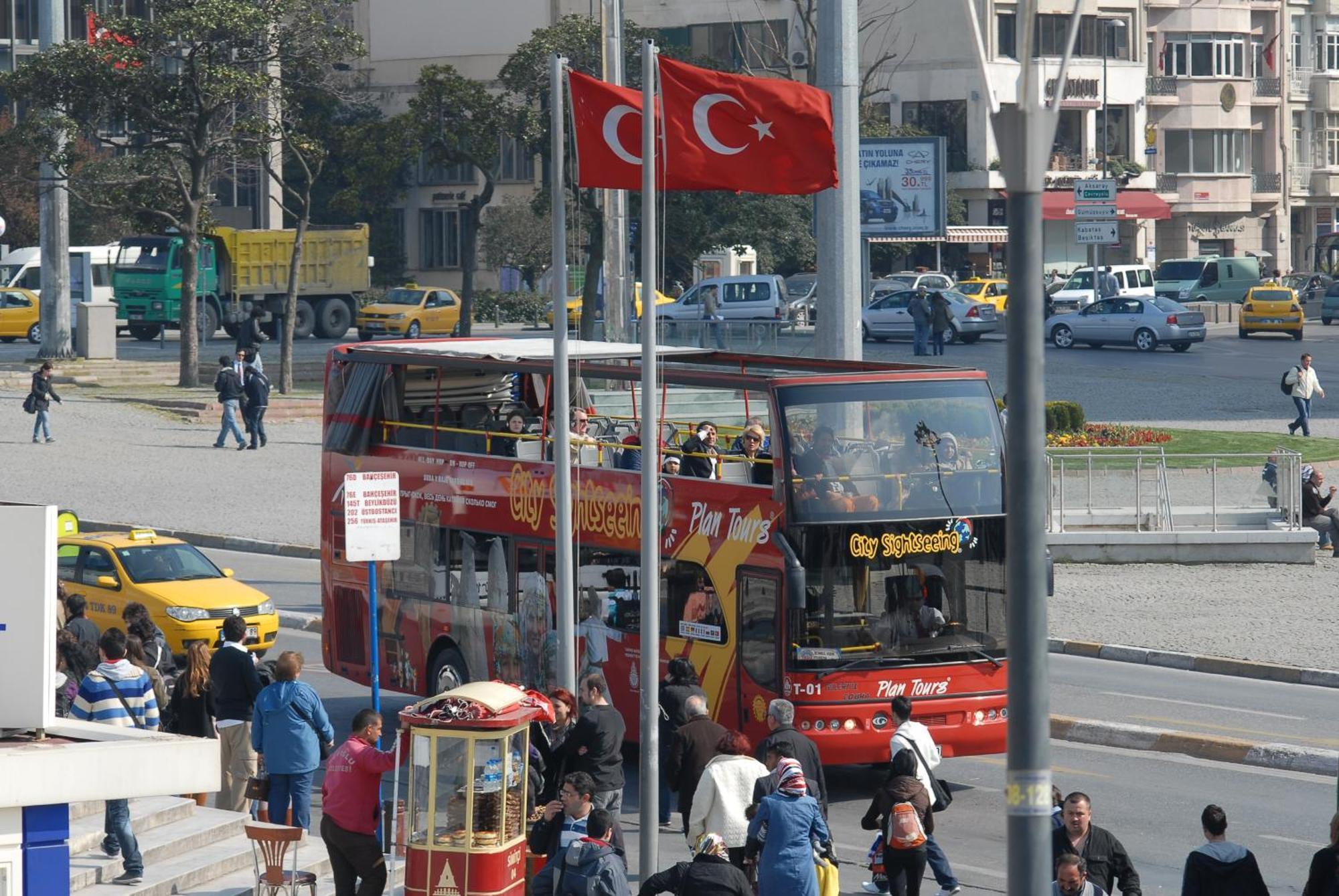 Cheya Residence Gumussuyu Isztambul Kültér fotó